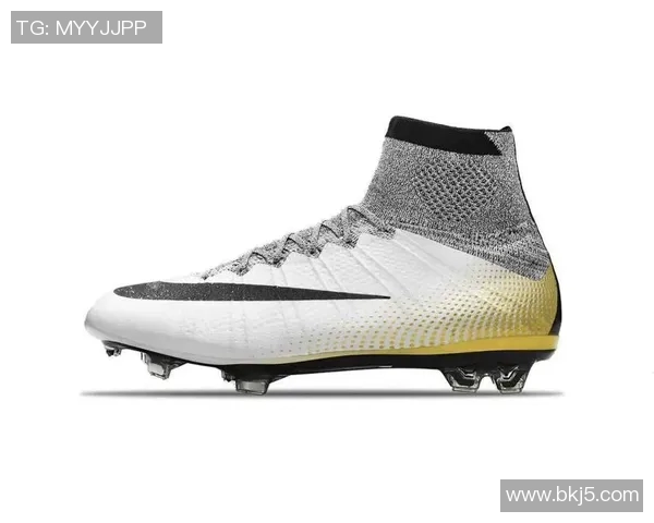 足球明星们的专属足球鞋大揭秘各款设计与性能的完美结合