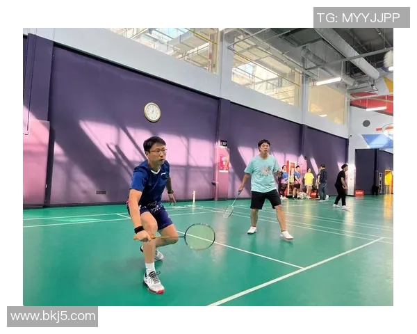 广州羽毛球队在邀请赛中的默契配合与战术分析探讨